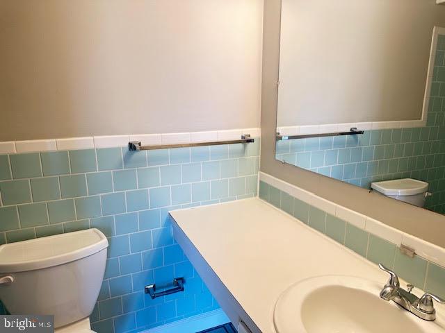12703 DARA DR #302, WOODBRIDGE, Virginia 22192, 1 Bedroom Bedrooms, ,1 BathroomBathrooms,Residential,For sale,12703 DARA DR #302,VAPW2092500 MLS # VAPW2092500
