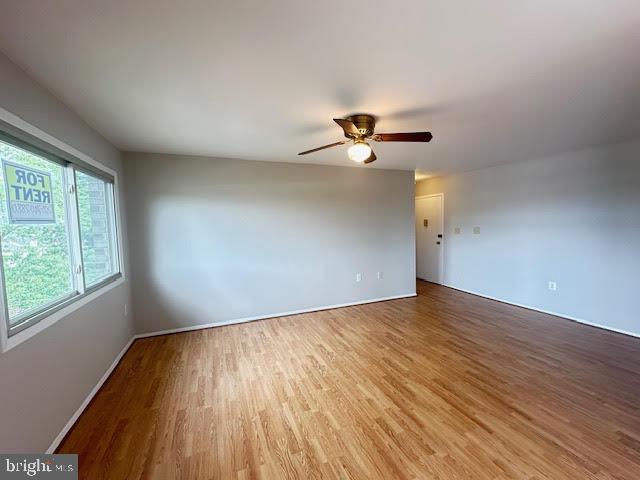 12703 DARA DR #302, WOODBRIDGE, Virginia 22192, 1 Bedroom Bedrooms, ,1 BathroomBathrooms,Residential,For sale,12703 DARA DR #302,VAPW2092500 MLS # VAPW2092500