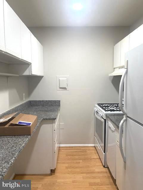 12703 DARA DR #302, WOODBRIDGE, Virginia 22192, 1 Bedroom Bedrooms, ,1 BathroomBathrooms,Residential,For sale,12703 DARA DR #302,VAPW2092500 MLS # VAPW2092500