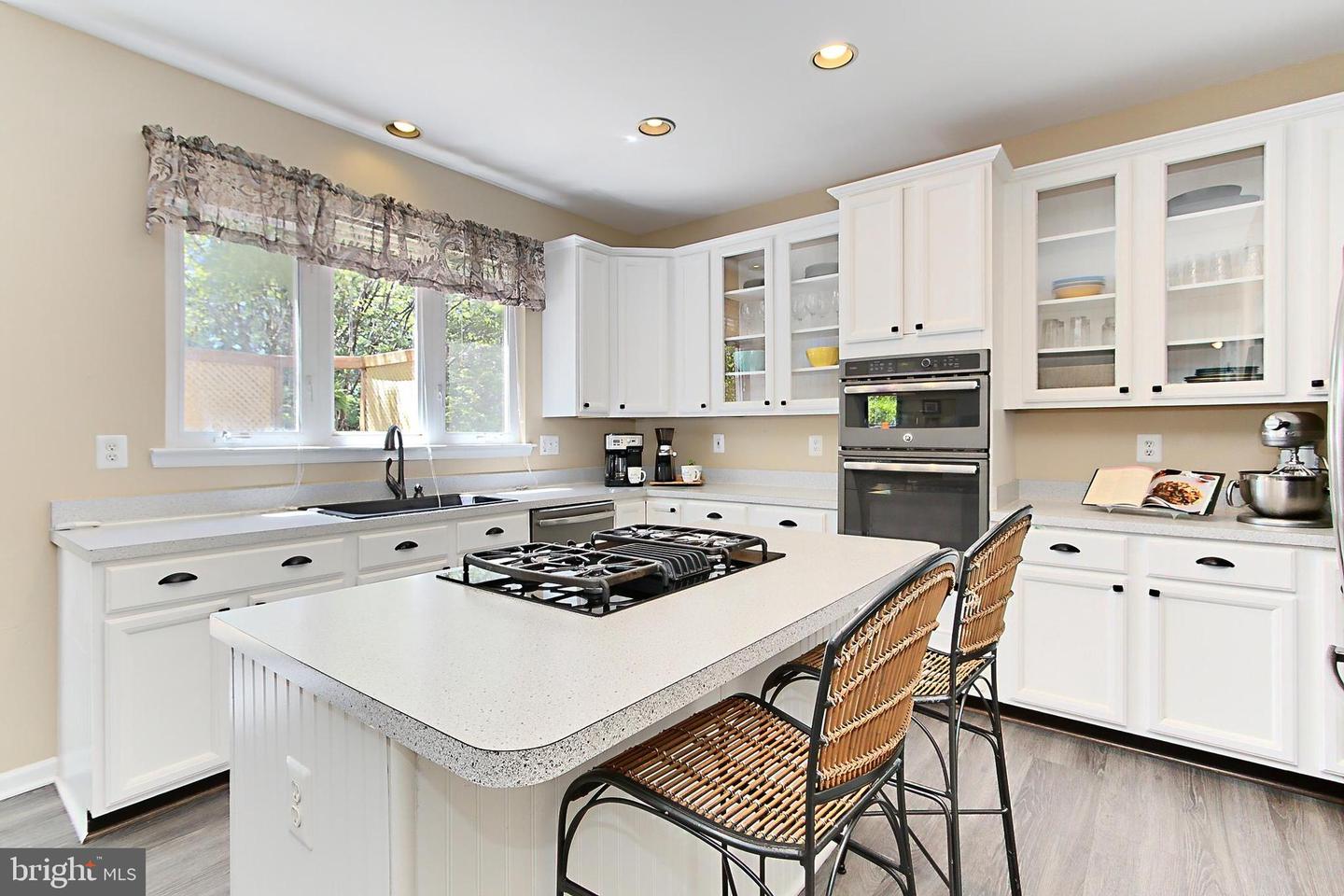 14423 PICKET OAKS RD, CENTREVILLE, Virginia 20121, 4 Bedrooms Bedrooms, ,3 BathroomsBathrooms,Residential,For sale,14423 PICKET OAKS RD,VAFX2235590 MLS # VAFX2235590