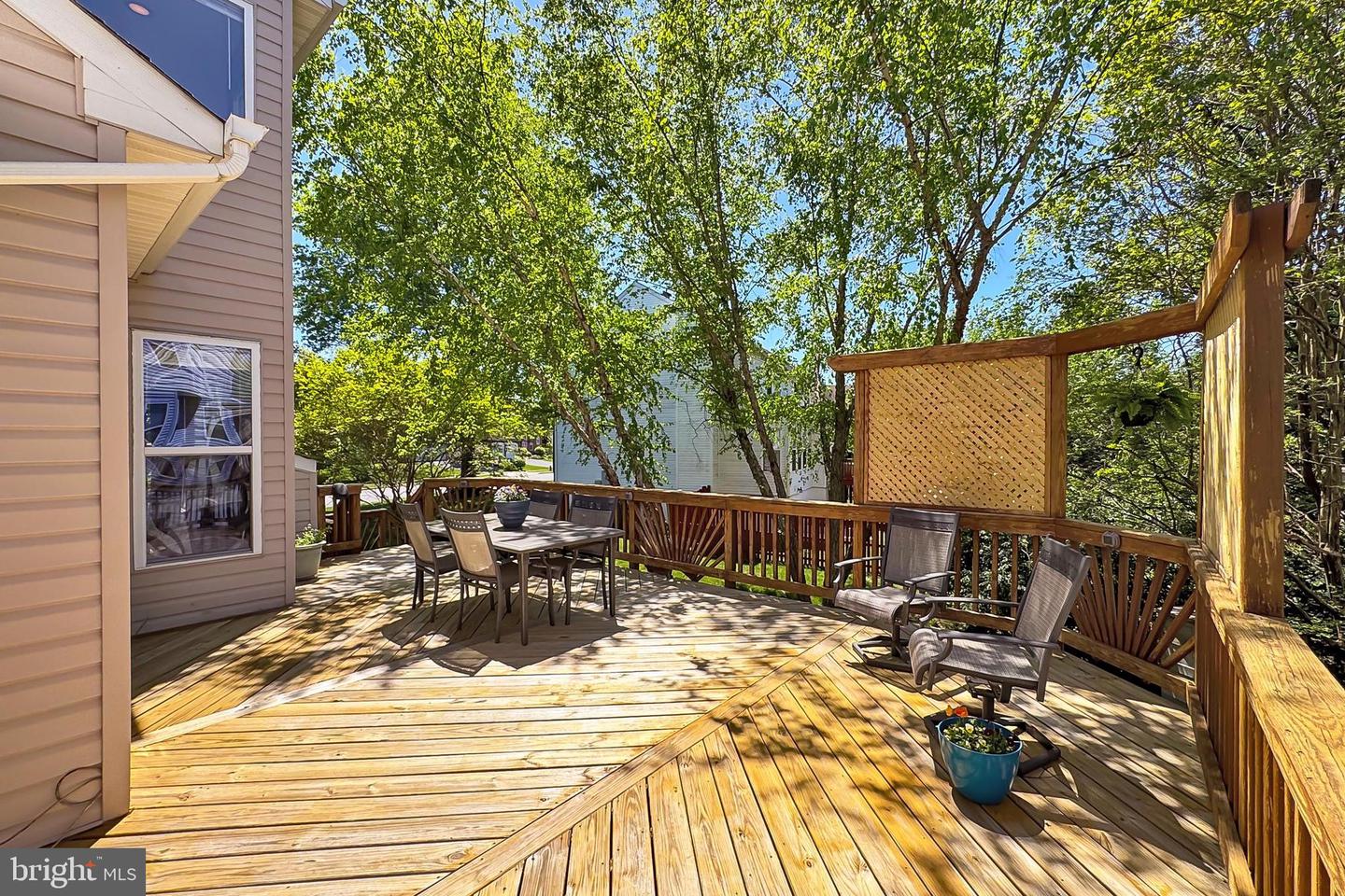14423 PICKET OAKS RD, CENTREVILLE, Virginia 20121, 4 Bedrooms Bedrooms, ,3 BathroomsBathrooms,Residential,For sale,14423 PICKET OAKS RD,VAFX2235590 MLS # VAFX2235590