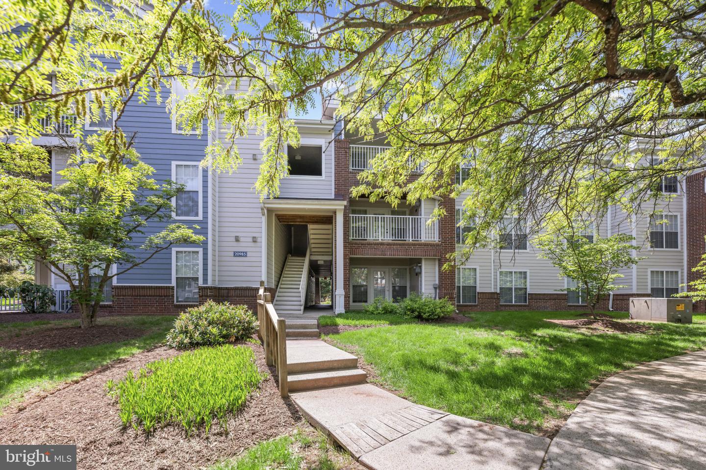 20985 TIMBER RIDGE TER #303, ASHBURN, Virginia 20147, 2 Bedrooms Bedrooms, 7 Rooms Rooms,2 BathroomsBathrooms,Residential,For sale,20985 TIMBER RIDGE TER #303,VALO2094476 MLS # VALO2094476