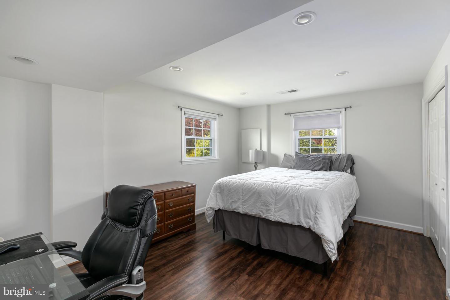 9417 CORAL LN, ALEXANDRIA, Virginia 22309, 4 Bedrooms Bedrooms, ,3 BathroomsBathrooms,Residential,For sale,9417 CORAL LN,VAFX2235776 MLS # VAFX2235776