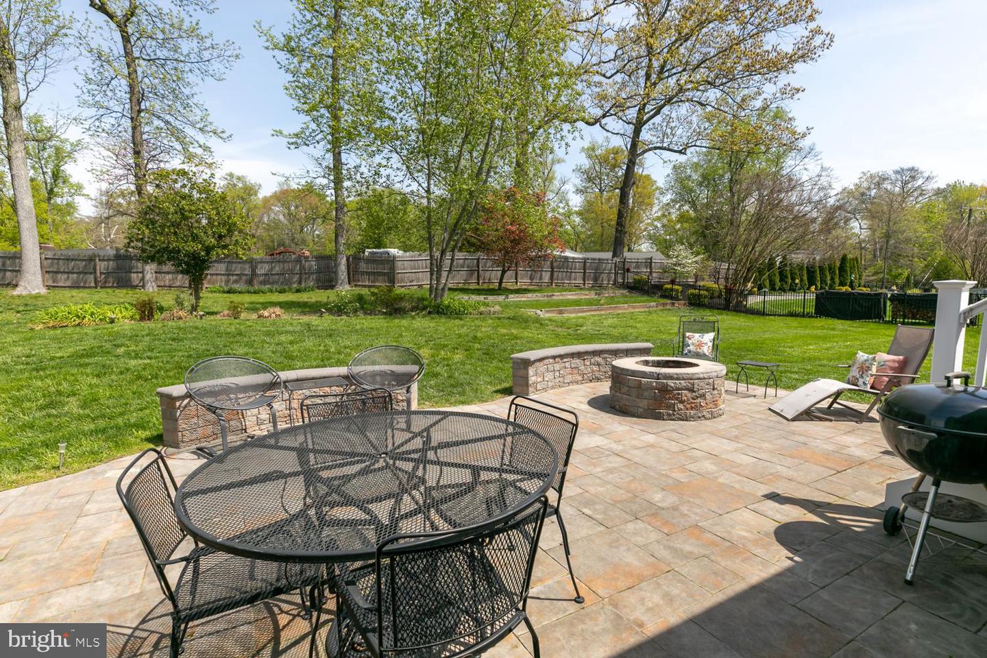 9417 CORAL LN, ALEXANDRIA, Virginia 22309, 4 Bedrooms Bedrooms, ,3 BathroomsBathrooms,Residential,For sale,9417 CORAL LN,VAFX2235776 MLS # VAFX2235776