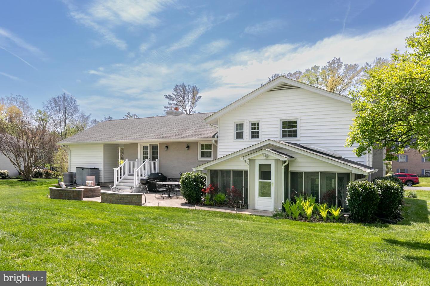 9417 CORAL LN, ALEXANDRIA, Virginia 22309, 4 Bedrooms Bedrooms, ,3 BathroomsBathrooms,Residential,For sale,9417 CORAL LN,VAFX2235776 MLS # VAFX2235776