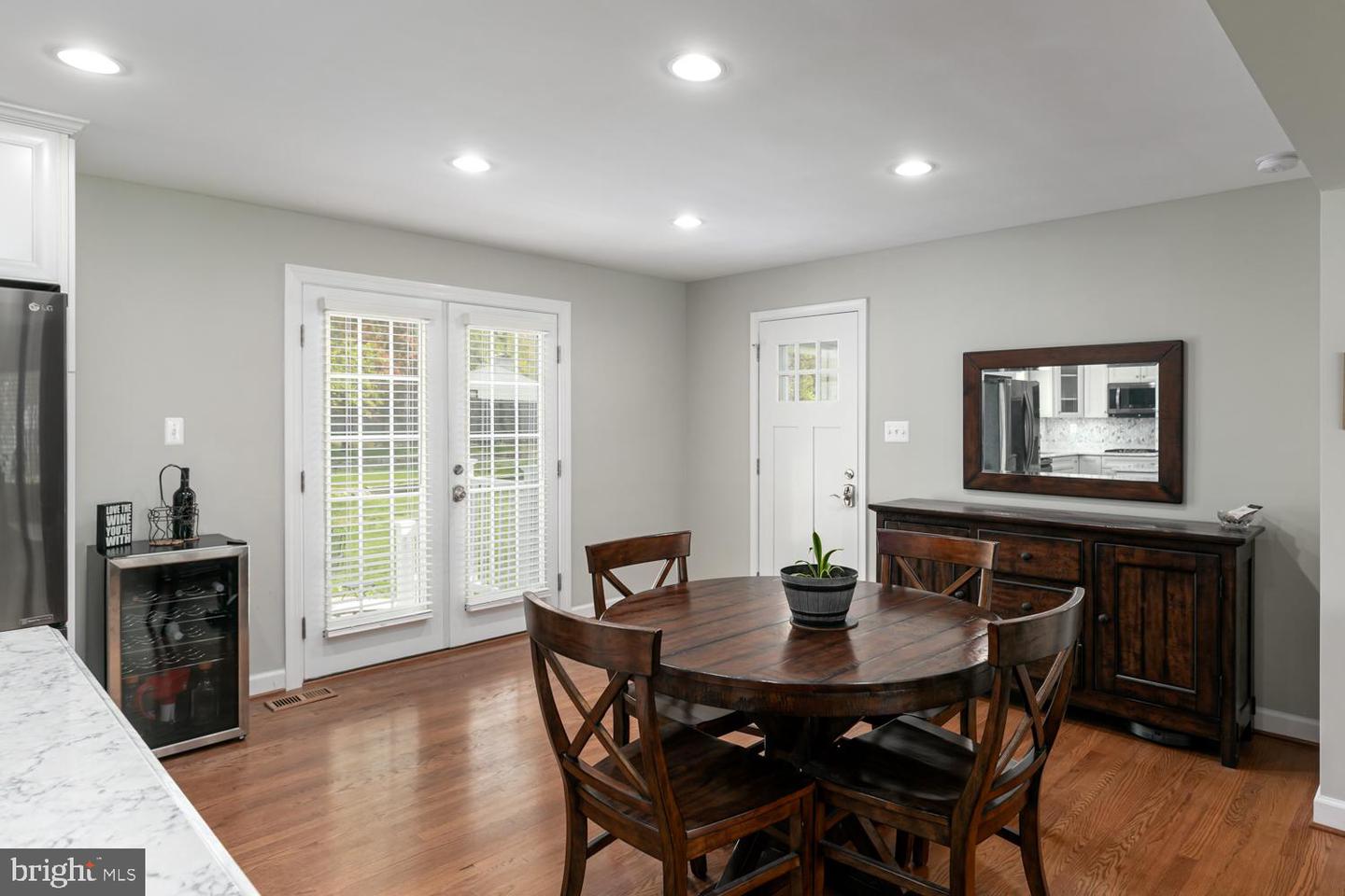 9417 CORAL LN, ALEXANDRIA, Virginia 22309, 4 Bedrooms Bedrooms, ,3 BathroomsBathrooms,Residential,For sale,9417 CORAL LN,VAFX2235776 MLS # VAFX2235776