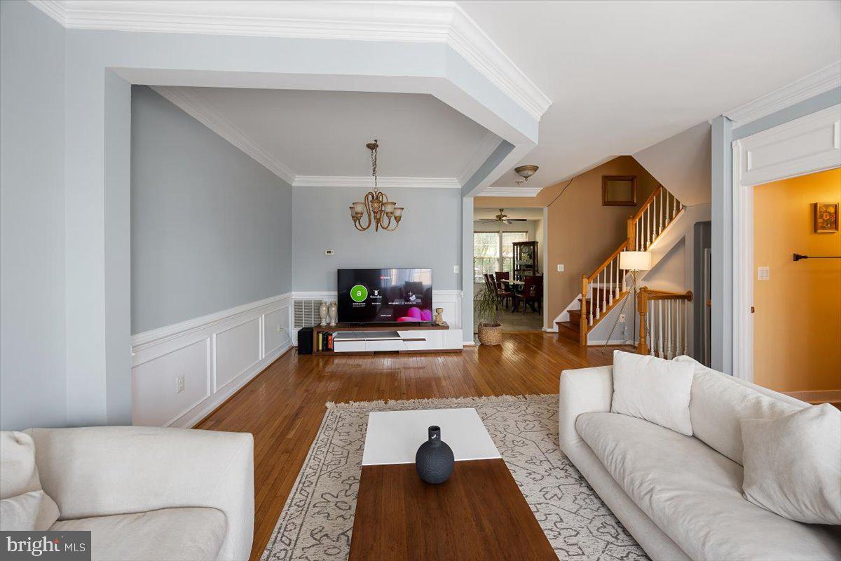 4127 DALLAS HUTCHISON ST, CHANTILLY, Virginia 20151, 3 Bedrooms Bedrooms, ,3 BathroomsBathrooms,Residential,For sale,4127 DALLAS HUTCHISON ST,VAFX2236064 MLS # VAFX2236064