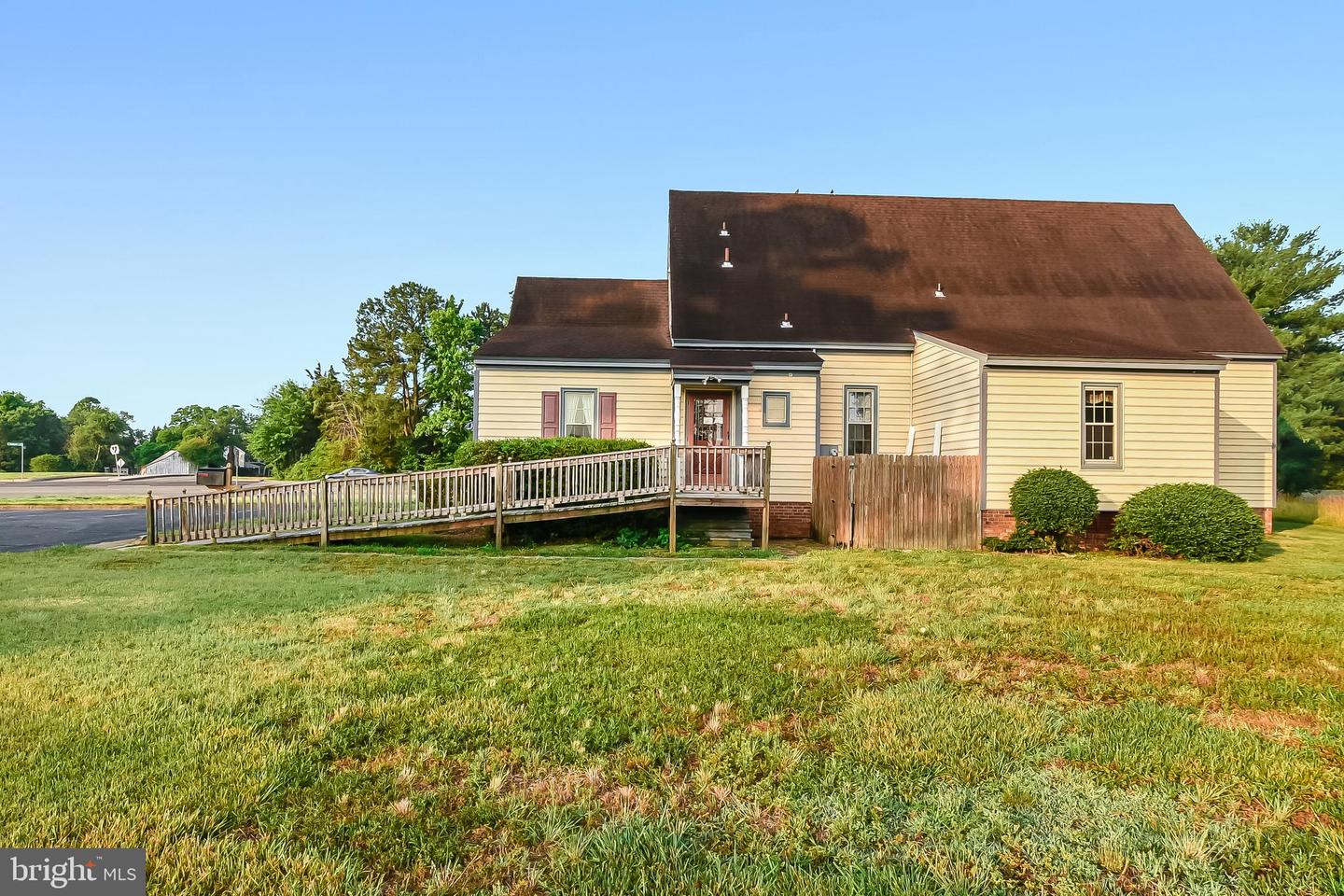 1900 E PARHAM RD, HENRICO, Virginia 23238, ,Land,For sale,1900 E PARHAM RD,VAHN2000458 MLS # VAHN2000458