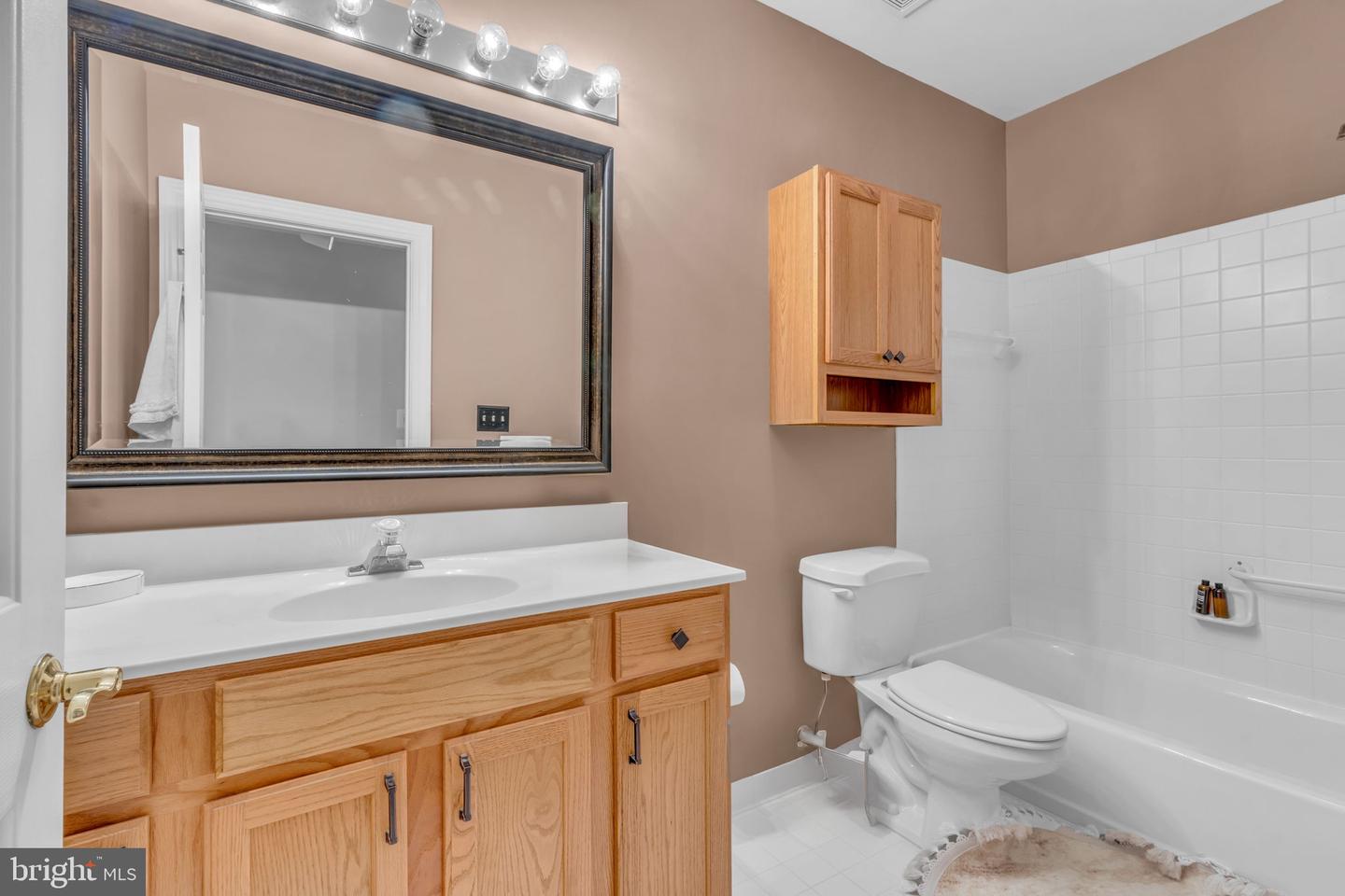 17000 THOUSAND OAKS DR, HAYMARKET, Virginia 20169, 6 Bedrooms Bedrooms, ,6 BathroomsBathrooms,Residential,For sale,17000 THOUSAND OAKS DR,VAPW2093164 MLS # VAPW2093164