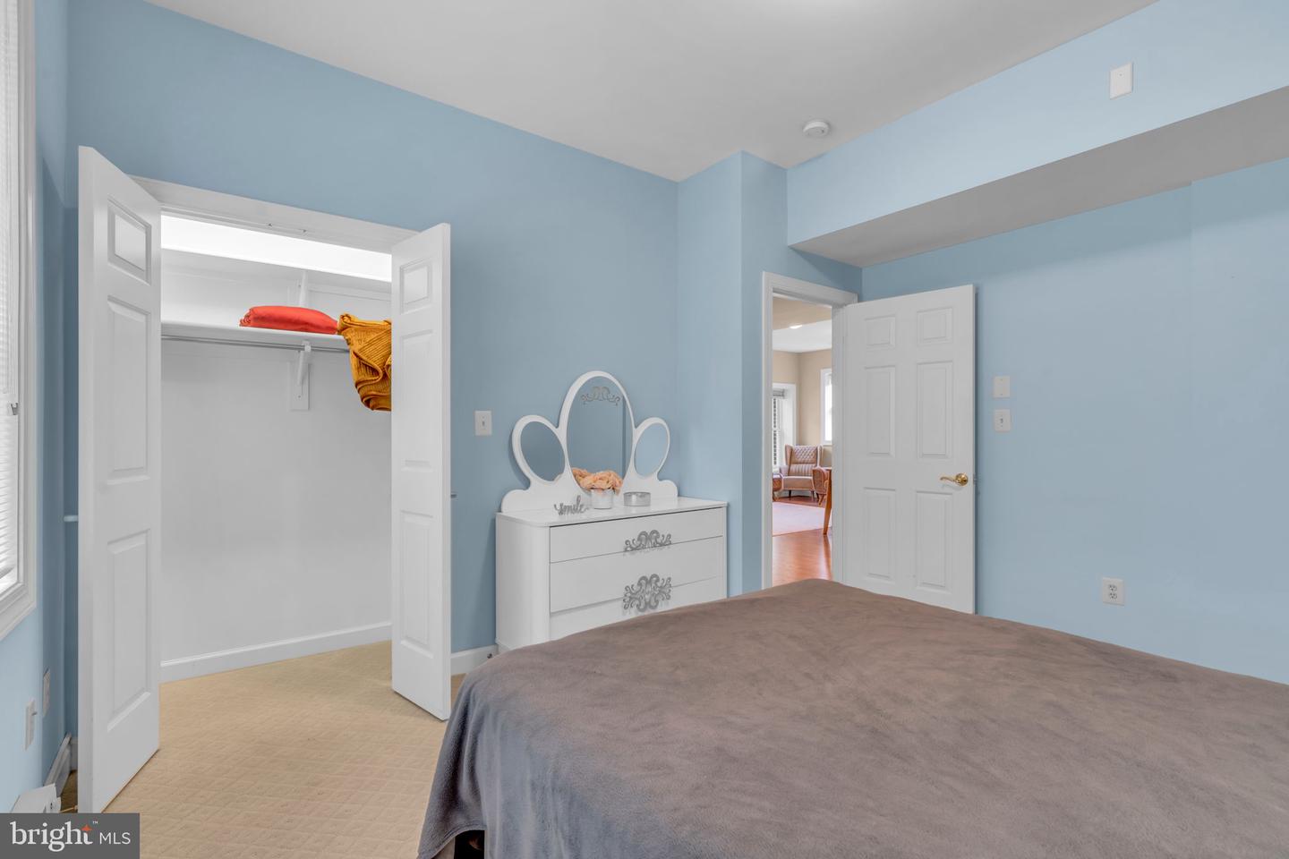17000 THOUSAND OAKS DR, HAYMARKET, Virginia 20169, 6 Bedrooms Bedrooms, ,6 BathroomsBathrooms,Residential,For sale,17000 THOUSAND OAKS DR,VAPW2093164 MLS # VAPW2093164
