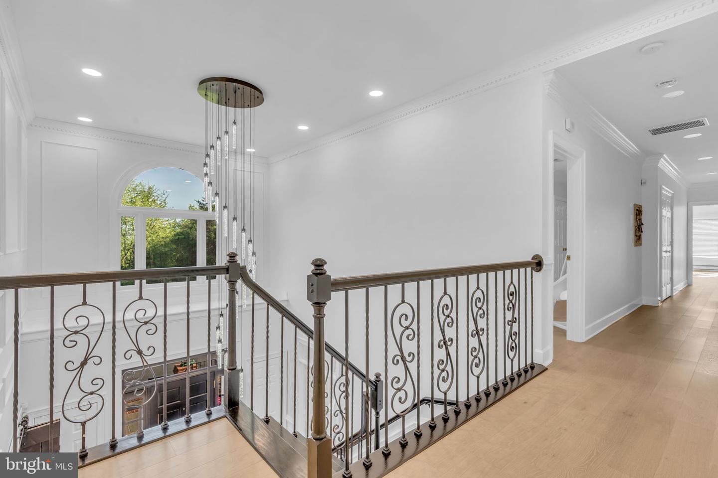 17000 THOUSAND OAKS DR, HAYMARKET, Virginia 20169, 6 Bedrooms Bedrooms, ,6 BathroomsBathrooms,Residential,For sale,17000 THOUSAND OAKS DR,VAPW2093164 MLS # VAPW2093164