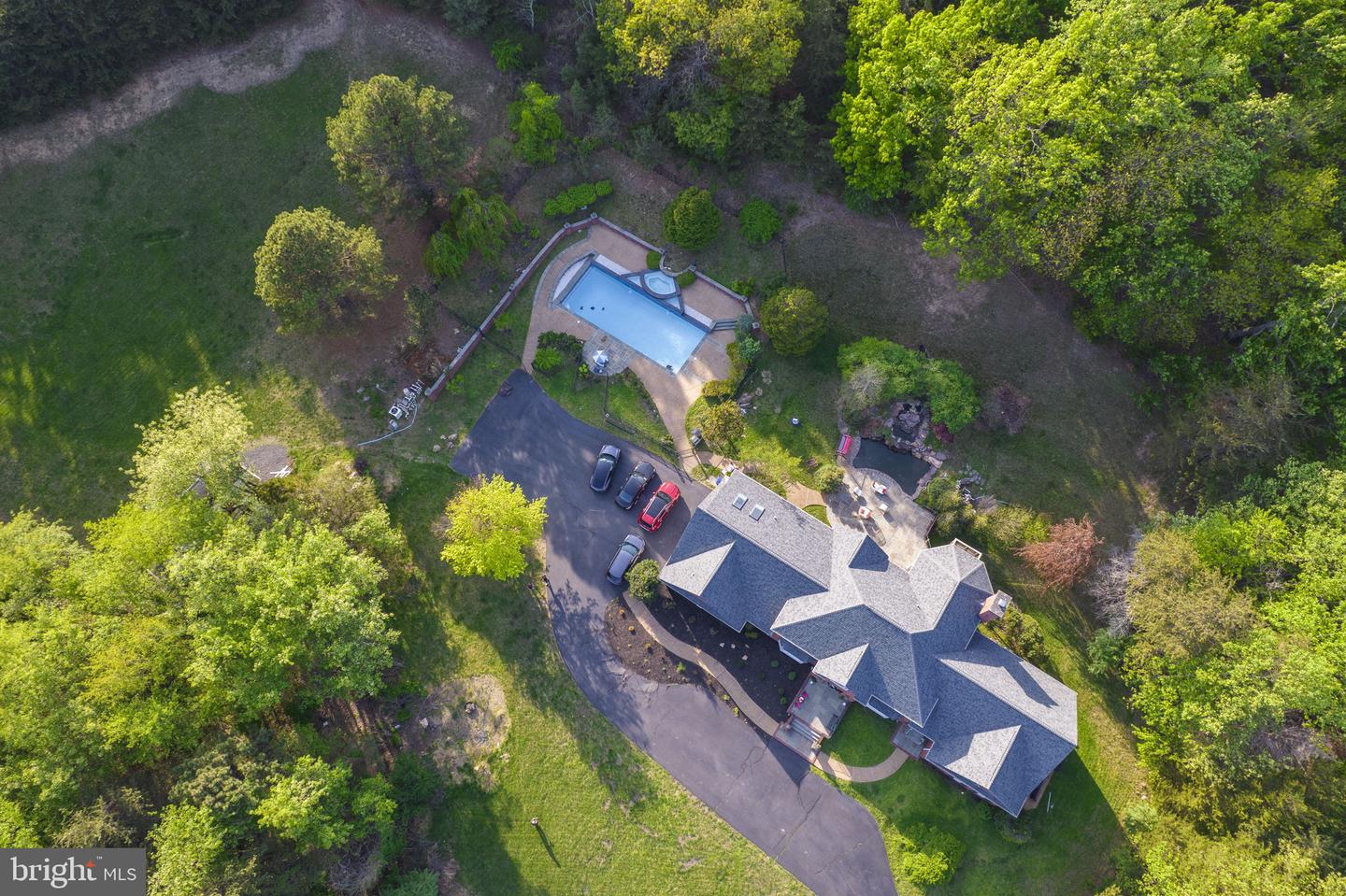 17000 THOUSAND OAKS DR, HAYMARKET, Virginia 20169, 6 Bedrooms Bedrooms, ,6 BathroomsBathrooms,Residential,For sale,17000 THOUSAND OAKS DR,VAPW2093164 MLS # VAPW2093164