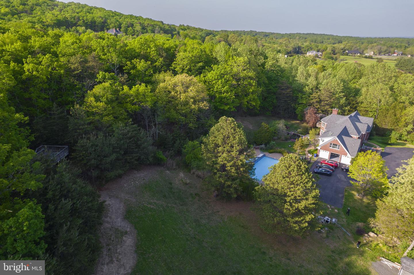 17000 THOUSAND OAKS DR, HAYMARKET, Virginia 20169, 6 Bedrooms Bedrooms, ,6 BathroomsBathrooms,Residential,For sale,17000 THOUSAND OAKS DR,VAPW2093164 MLS # VAPW2093164