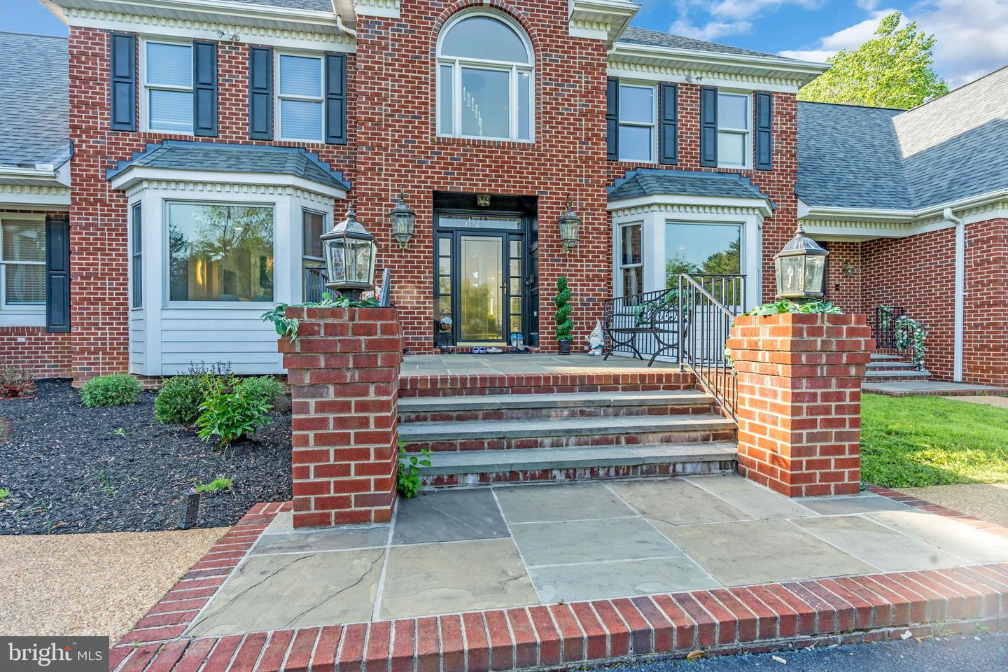 17000 THOUSAND OAKS DR, HAYMARKET, Virginia 20169, 6 Bedrooms Bedrooms, ,6 BathroomsBathrooms,Residential,For sale,17000 THOUSAND OAKS DR,VAPW2093164 MLS # VAPW2093164