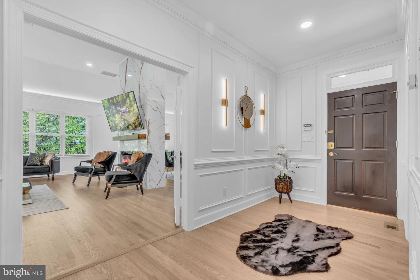 17000 THOUSAND OAKS DR, HAYMARKET, Virginia 20169, 6 Bedrooms Bedrooms, ,6 BathroomsBathrooms,Residential,For sale,17000 THOUSAND OAKS DR,VAPW2093164 MLS # VAPW2093164