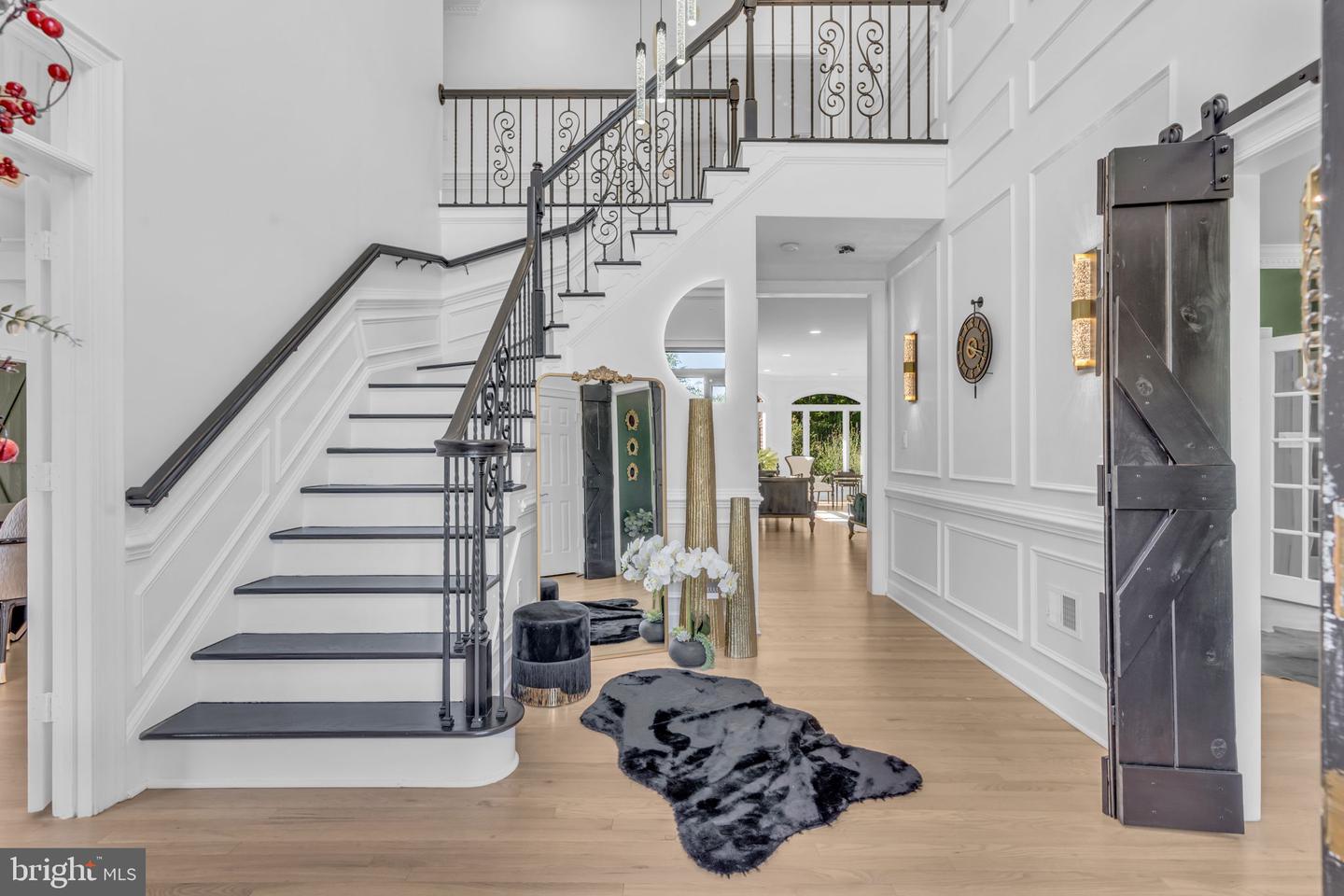 17000 THOUSAND OAKS DR, HAYMARKET, Virginia 20169, 6 Bedrooms Bedrooms, ,6 BathroomsBathrooms,Residential,For sale,17000 THOUSAND OAKS DR,VAPW2093164 MLS # VAPW2093164
