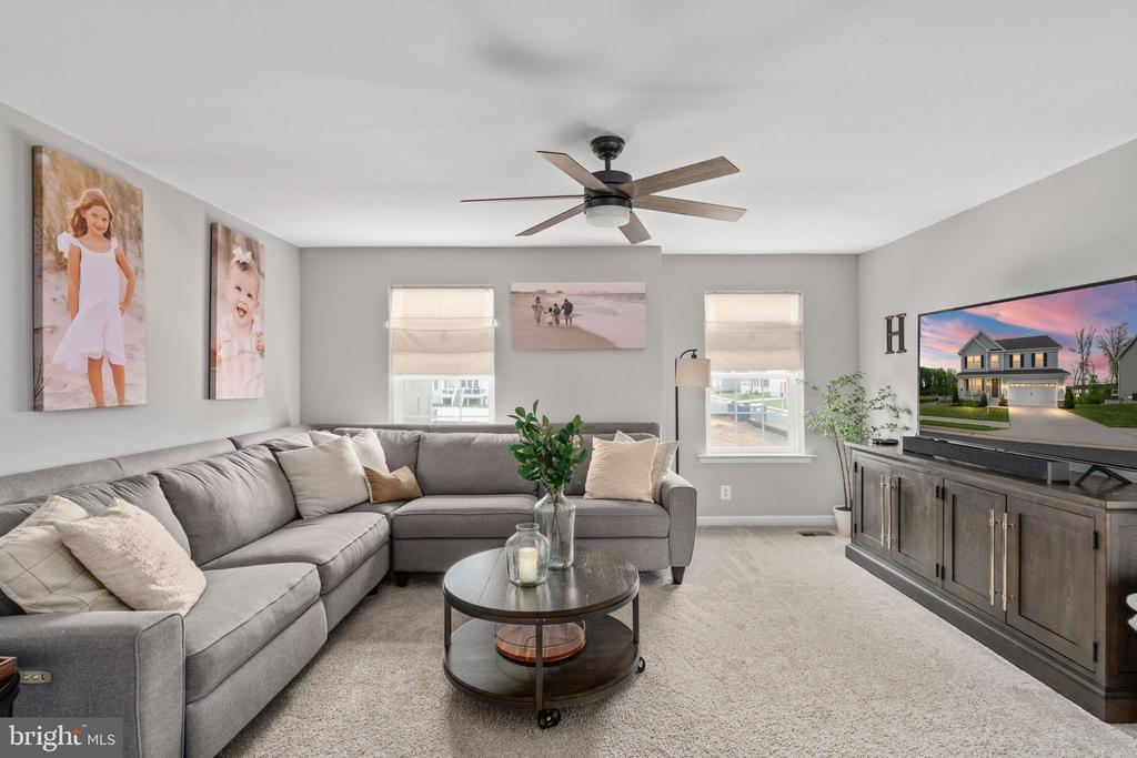 7815 BEXLEY LN, SPOTSYLVANIA, Virginia 22551, 4 Bedrooms Bedrooms, ,2 BathroomsBathrooms,Residential,7815 BEXLEY LN,VASP2032262 MLS # VASP2032262
