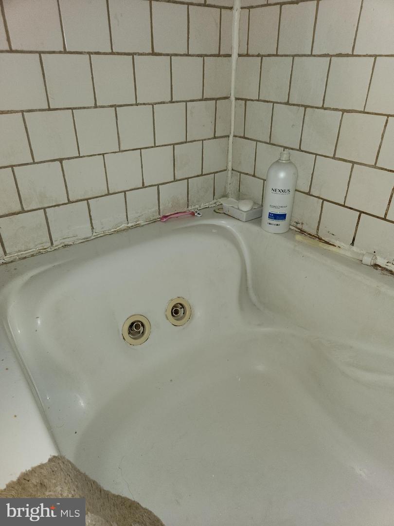 2416 EVARTS ST NE, WASHINGTON, District Of Columbia 20018, 3 Bedrooms Bedrooms, 10 Rooms Rooms,1 BathroomBathrooms,Residential,For sale,2416 EVARTS ST NE,DCDC2197640 MLS # DCDC2197640