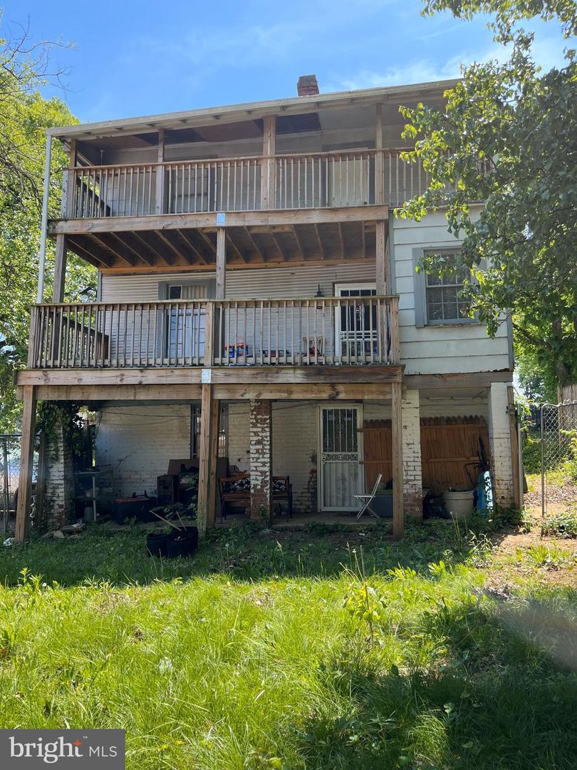 2416 EVARTS ST NE, WASHINGTON, District Of Columbia 20018, 3 Bedrooms Bedrooms, 10 Rooms Rooms,1 BathroomBathrooms,Residential,For sale,2416 EVARTS ST NE,DCDC2197640 MLS # DCDC2197640
