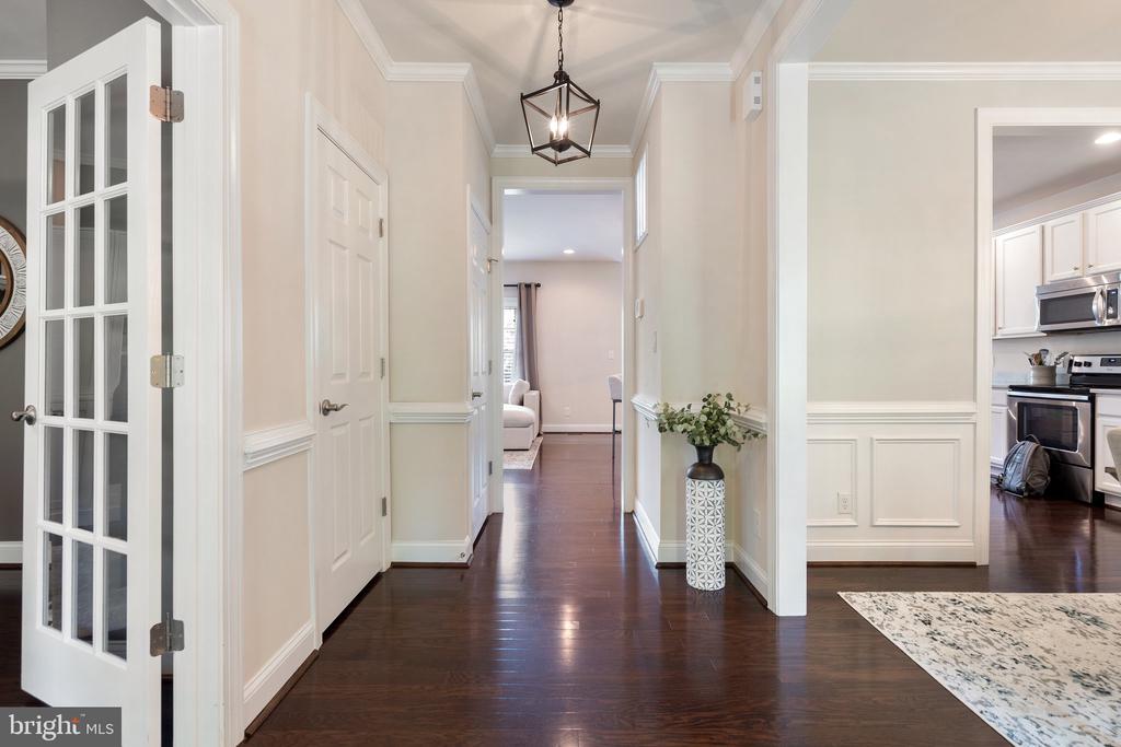 10919 PARK RIDGE RD, FREDERICKSBURG, Virginia 22408, 5 Bedrooms Bedrooms, ,3 BathroomsBathrooms,Residential,10919 PARK RIDGE RD,VASP2032686 MLS # VASP2032686