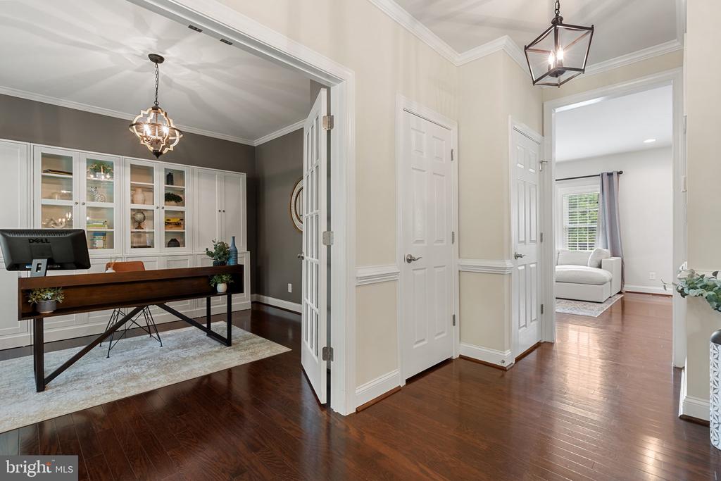 10919 PARK RIDGE RD, FREDERICKSBURG, Virginia 22408, 5 Bedrooms Bedrooms, ,3 BathroomsBathrooms,Residential,10919 PARK RIDGE RD,VASP2032686 MLS # VASP2032686