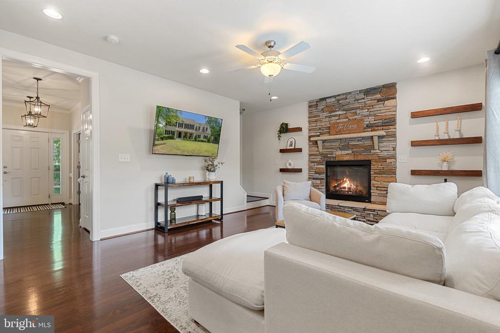 10919 PARK RIDGE RD, FREDERICKSBURG, Virginia 22408, 5 Bedrooms Bedrooms, ,3 BathroomsBathrooms,Residential,10919 PARK RIDGE RD,VASP2032686 MLS # VASP2032686