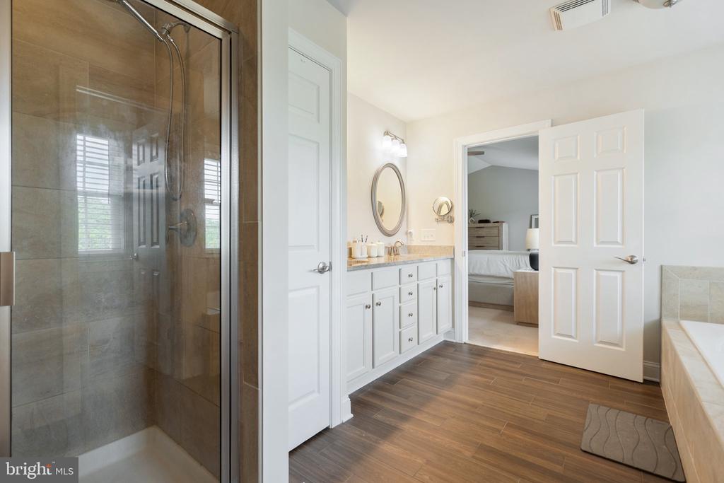 10919 PARK RIDGE RD, FREDERICKSBURG, Virginia 22408, 5 Bedrooms Bedrooms, ,3 BathroomsBathrooms,Residential,10919 PARK RIDGE RD,VASP2032686 MLS # VASP2032686