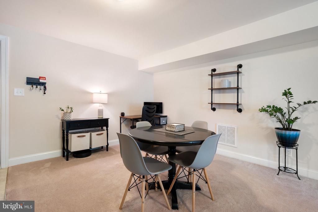 10919 PARK RIDGE RD, FREDERICKSBURG, Virginia 22408, 5 Bedrooms Bedrooms, ,3 BathroomsBathrooms,Residential,10919 PARK RIDGE RD,VASP2032686 MLS # VASP2032686