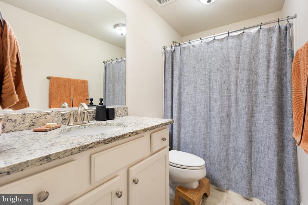 10919 PARK RIDGE RD, FREDERICKSBURG, Virginia 22408, 5 Bedrooms Bedrooms, ,3 BathroomsBathrooms,Residential,10919 PARK RIDGE RD,VASP2032686 MLS # VASP2032686