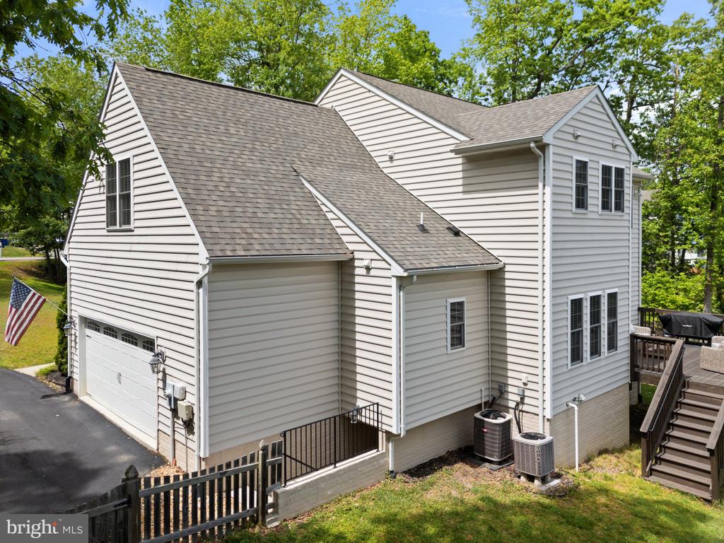 10919 PARK RIDGE RD, FREDERICKSBURG, Virginia 22408, 5 Bedrooms Bedrooms, ,3 BathroomsBathrooms,Residential,10919 PARK RIDGE RD,VASP2032686 MLS # VASP2032686