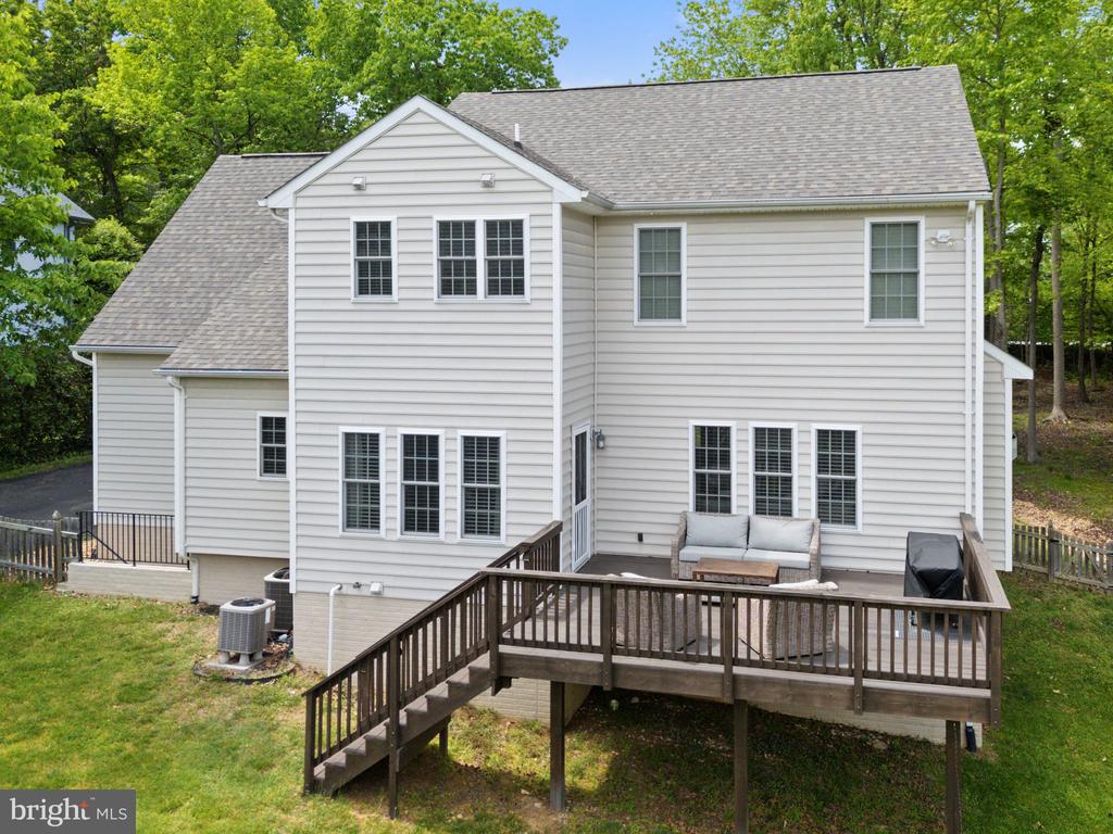 10919 PARK RIDGE RD, FREDERICKSBURG, Virginia 22408, 5 Bedrooms Bedrooms, ,3 BathroomsBathrooms,Residential,10919 PARK RIDGE RD,VASP2032686 MLS # VASP2032686