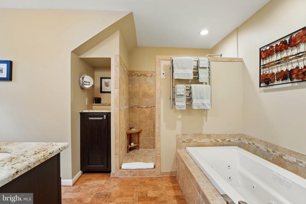 1210 S BLUE RIDGE AVE, CULPEPER, Virginia 22701, 4 Bedrooms Bedrooms, ,3 BathroomsBathrooms,Residential,1210 S BLUE RIDGE AVE,VACU2010528 MLS # VACU2010528