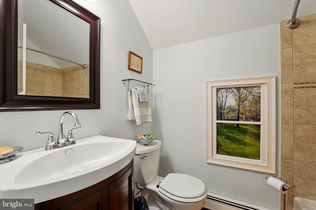1210 S BLUE RIDGE AVE, CULPEPER, Virginia 22701, 4 Bedrooms Bedrooms, ,3 BathroomsBathrooms,Residential,1210 S BLUE RIDGE AVE,VACU2010528 MLS # VACU2010528