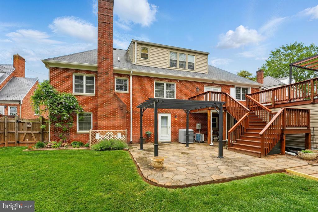 1210 S BLUE RIDGE AVE, CULPEPER, Virginia 22701, 4 Bedrooms Bedrooms, ,3 BathroomsBathrooms,Residential,1210 S BLUE RIDGE AVE,VACU2010528 MLS # VACU2010528