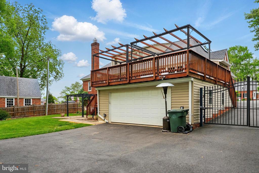 1210 S BLUE RIDGE AVE, CULPEPER, Virginia 22701, 4 Bedrooms Bedrooms, ,3 BathroomsBathrooms,Residential,1210 S BLUE RIDGE AVE,VACU2010528 MLS # VACU2010528
