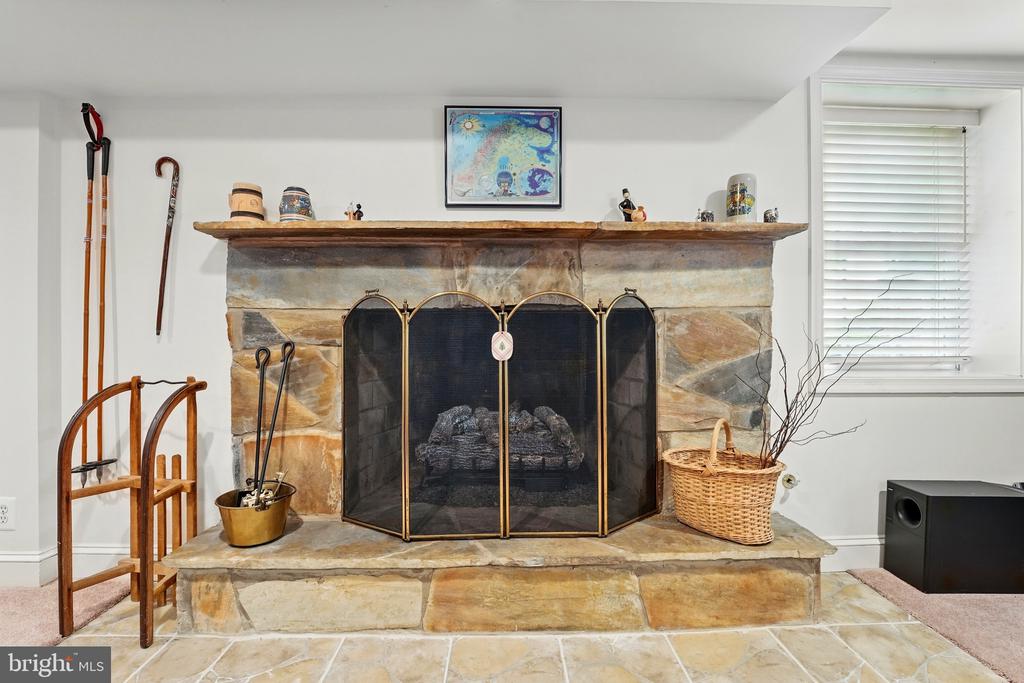 1210 S BLUE RIDGE AVE, CULPEPER, Virginia 22701, 4 Bedrooms Bedrooms, ,3 BathroomsBathrooms,Residential,1210 S BLUE RIDGE AVE,VACU2010528 MLS # VACU2010528