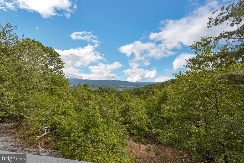 125 DEAL DR, LURAY, Virginia 22835, 3 Bedrooms Bedrooms, ,1 BathroomBathrooms,Residential,125 DEAL DR,VAPA2004880 MLS # VAPA2004880