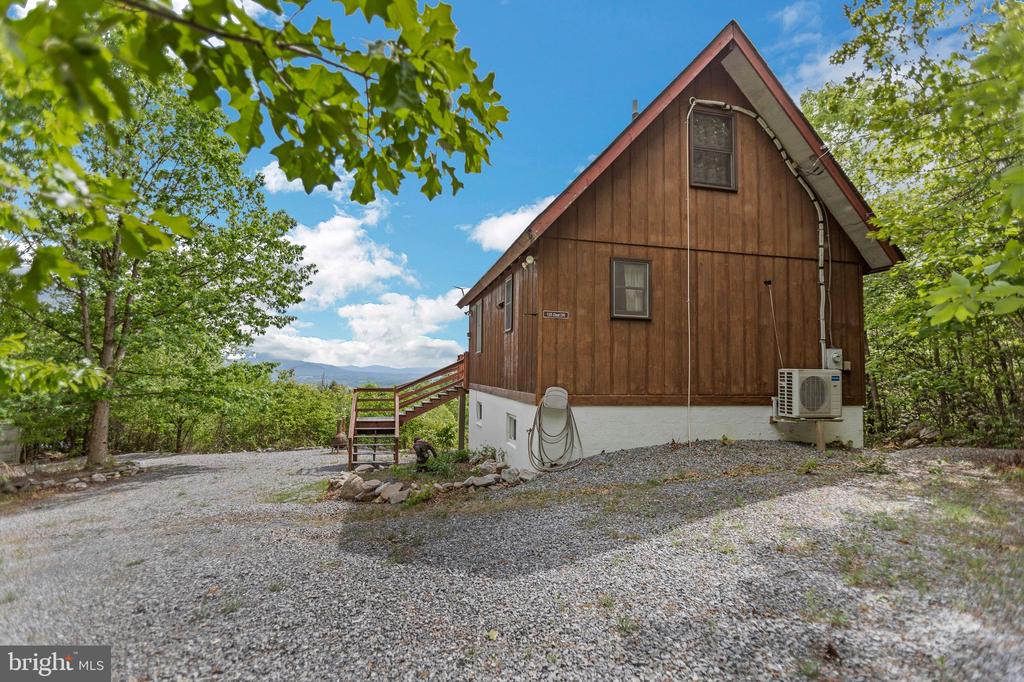 125 DEAL DR, LURAY, Virginia 22835, 3 Bedrooms Bedrooms, ,1 BathroomBathrooms,Residential,125 DEAL DR,VAPA2004880 MLS # VAPA2004880