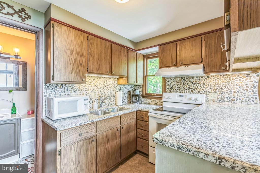 125 DEAL DR, LURAY, Virginia 22835, 3 Bedrooms Bedrooms, ,1 BathroomBathrooms,Residential,125 DEAL DR,VAPA2004880 MLS # VAPA2004880