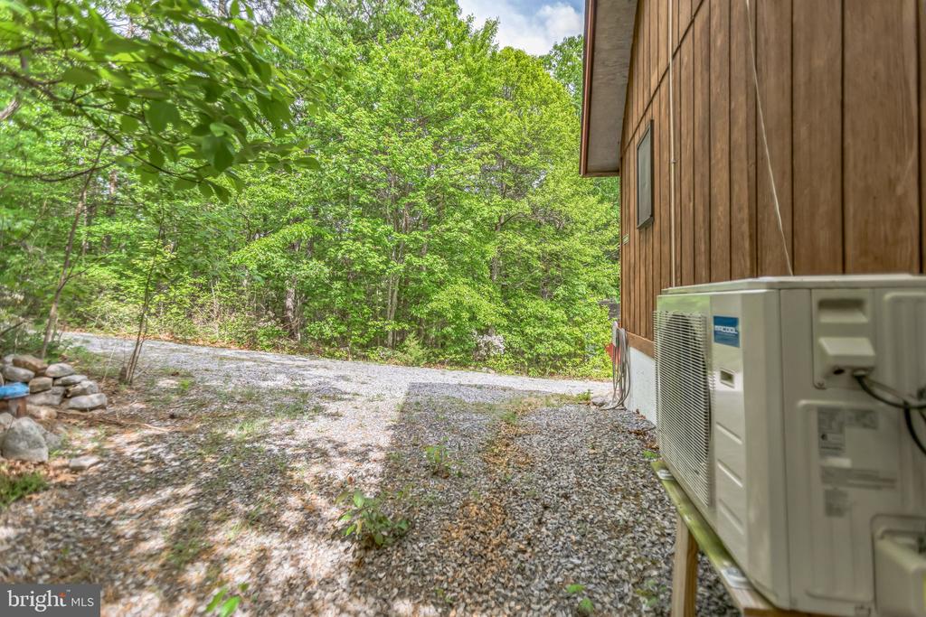 125 DEAL DR, LURAY, Virginia 22835, 3 Bedrooms Bedrooms, ,1 BathroomBathrooms,Residential,125 DEAL DR,VAPA2004880 MLS # VAPA2004880