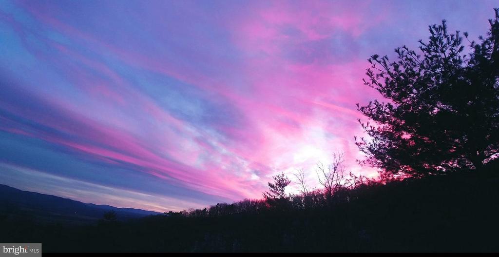 125 DEAL DR, LURAY, Virginia 22835, 3 Bedrooms Bedrooms, ,1 BathroomBathrooms,Residential,125 DEAL DR,VAPA2004880 MLS # VAPA2004880