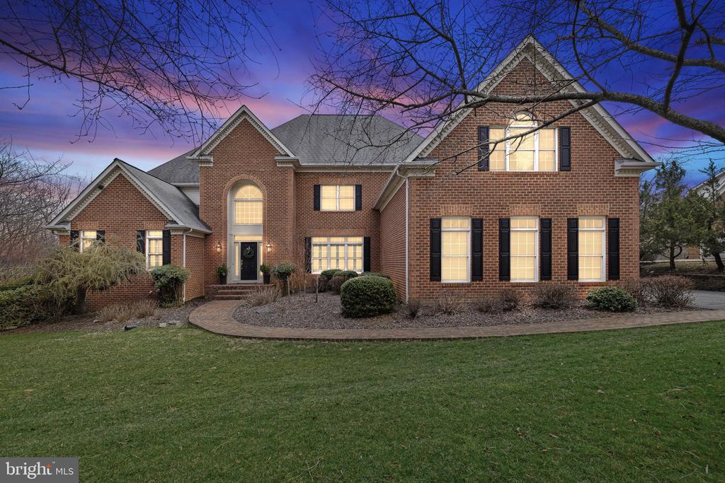 7887 WELLINGTON DR, WARRENTON, Virginia 20186, 6 Bedrooms Bedrooms, ,5 BathroomsBathrooms,Residential,7887 WELLINGTON DR,VAFQ2016562 MLS # VAFQ2016562