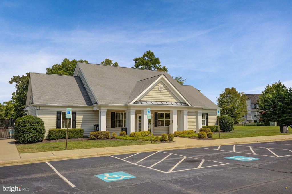 2616 COUGAR LN, LOCUST GROVE, Virginia 22508, 3 Bedrooms Bedrooms, ,3 BathroomsBathrooms,Residential,2616 COUGAR LN,VAOR2009638 MLS # VAOR2009638
