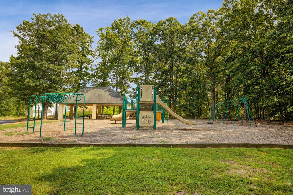 2616 COUGAR LN, LOCUST GROVE, Virginia 22508, 3 Bedrooms Bedrooms, ,3 BathroomsBathrooms,Residential,2616 COUGAR LN,VAOR2009638 MLS # VAOR2009638