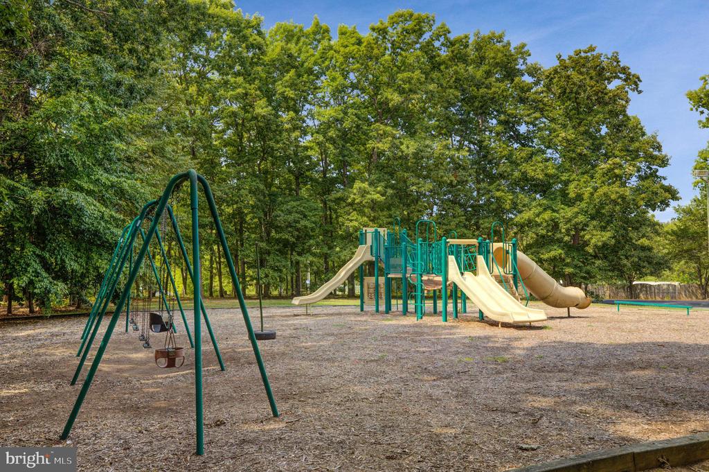 2616 COUGAR LN, LOCUST GROVE, Virginia 22508, 3 Bedrooms Bedrooms, ,3 BathroomsBathrooms,Residential,2616 COUGAR LN,VAOR2009638 MLS # VAOR2009638