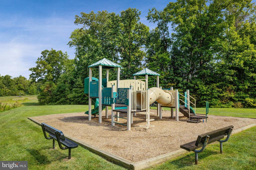 2616 COUGAR LN, LOCUST GROVE, Virginia 22508, 3 Bedrooms Bedrooms, ,3 BathroomsBathrooms,Residential,2616 COUGAR LN,VAOR2009638 MLS # VAOR2009638