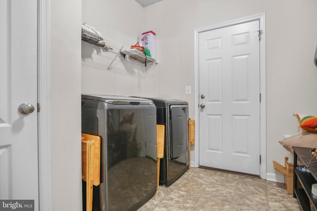 1906 CAPTAIN DR, FREDERICKSBURG, Virginia 22408, 4 Bedrooms Bedrooms, ,4 BathroomsBathrooms,Residential,1906 CAPTAIN DR,VASP2032974 MLS # VASP2032974