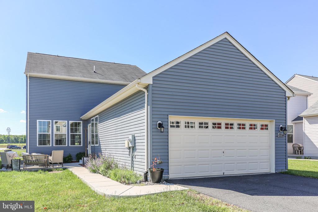 1906 CAPTAIN DR, FREDERICKSBURG, Virginia 22408, 4 Bedrooms Bedrooms, ,4 BathroomsBathrooms,Residential,1906 CAPTAIN DR,VASP2032974 MLS # VASP2032974