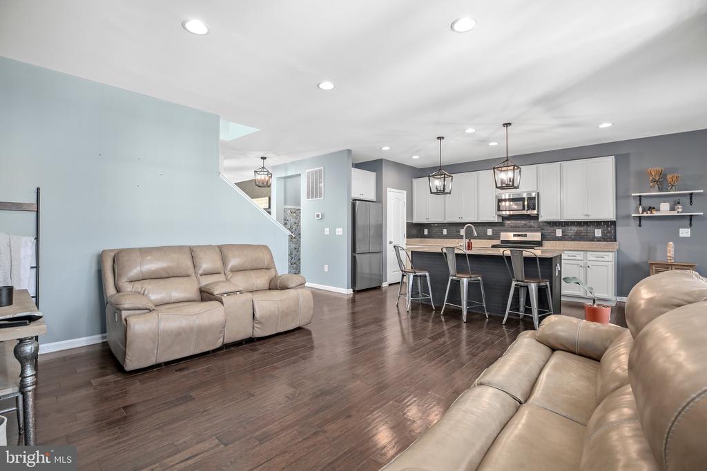 1906 CAPTAIN DR, FREDERICKSBURG, Virginia 22408, 4 Bedrooms Bedrooms, ,4 BathroomsBathrooms,Residential,1906 CAPTAIN DR,VASP2032974 MLS # VASP2032974