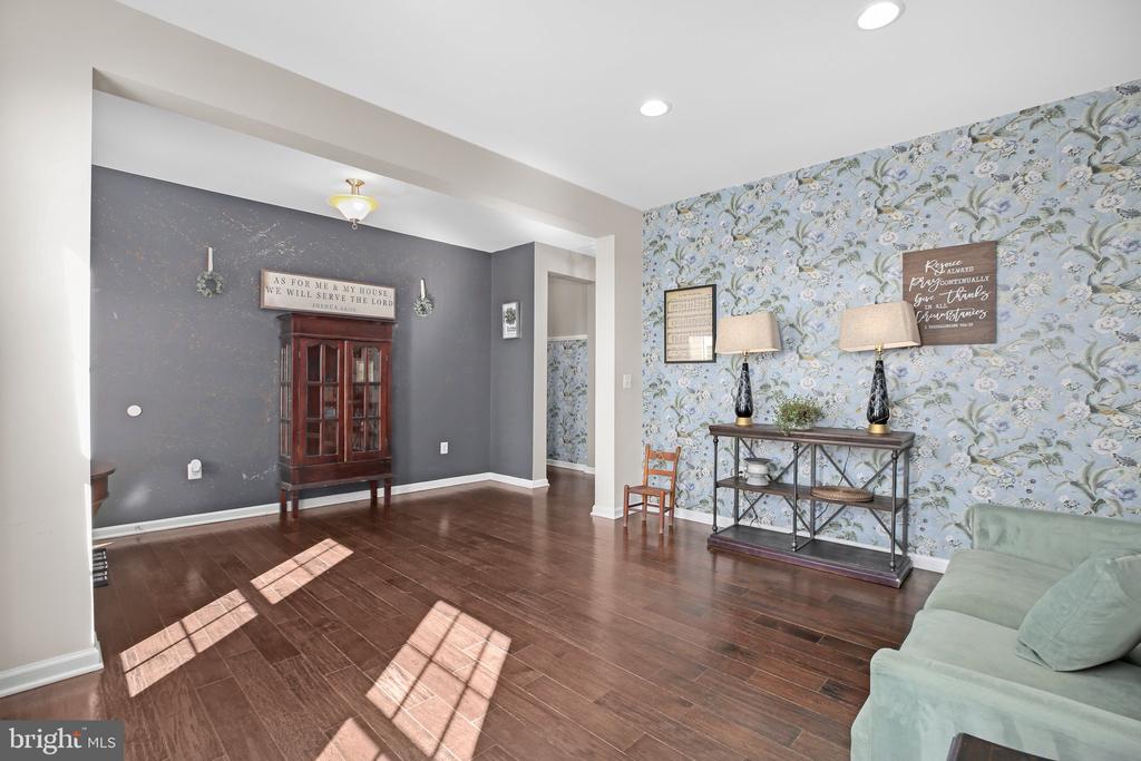 1906 CAPTAIN DR, FREDERICKSBURG, Virginia 22408, 4 Bedrooms Bedrooms, ,4 BathroomsBathrooms,Residential,1906 CAPTAIN DR,VASP2032974 MLS # VASP2032974